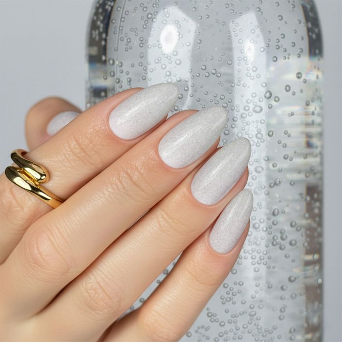 148 Cloud Teardrops gel polish 10g
