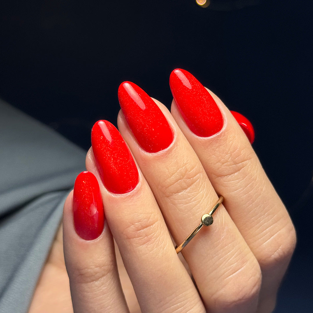 587 Santa Red gel polish 10g