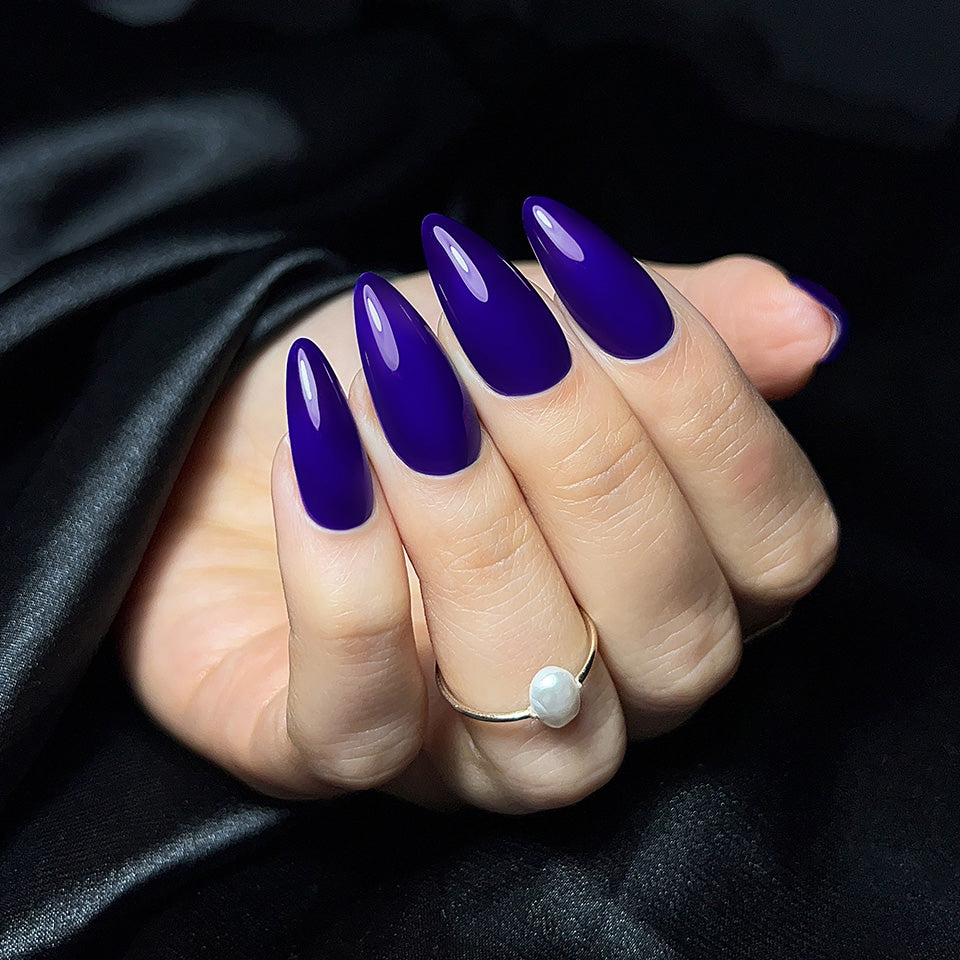 454 Ultramarine Blue gel polish 10g