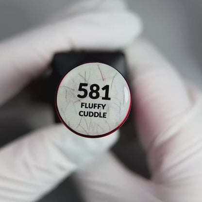 581 Fluffy Cuddle gel polish 10g