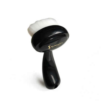 Penguin dusting brush
